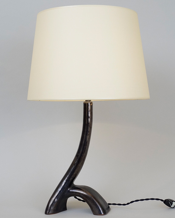 L 278 – Lampe noire    Haut : 52 cm / 20.5 in.