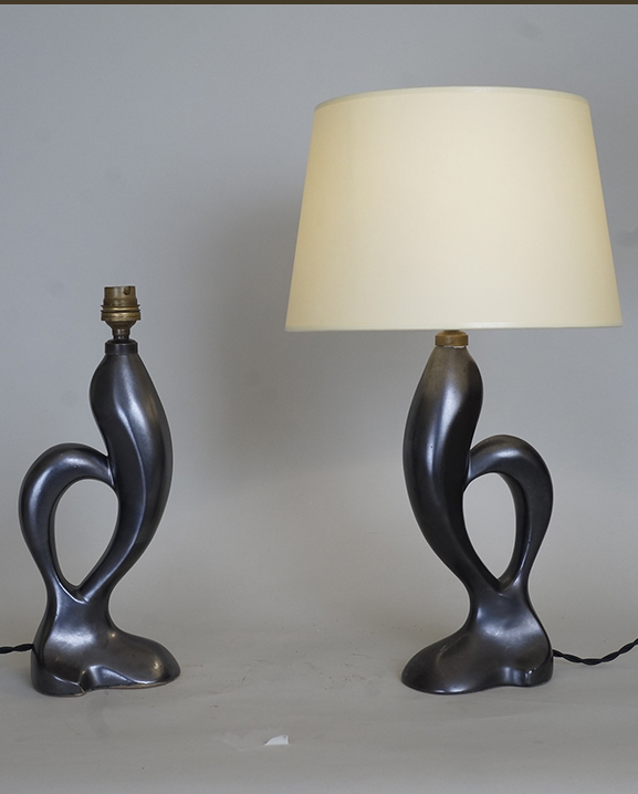 L 465- Paire de lampes, CAB   Haut : 44 cm / 17,3 in