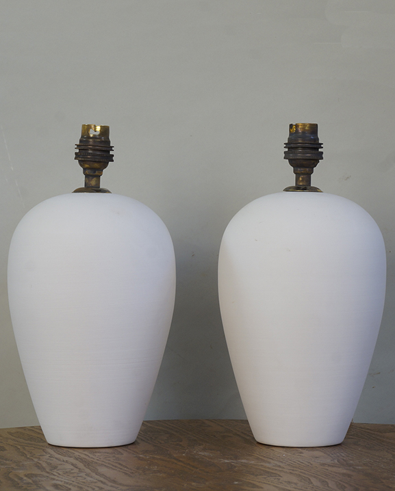 L 753 – Paire de lampes    Haut : 20 cm / 7,9 in.