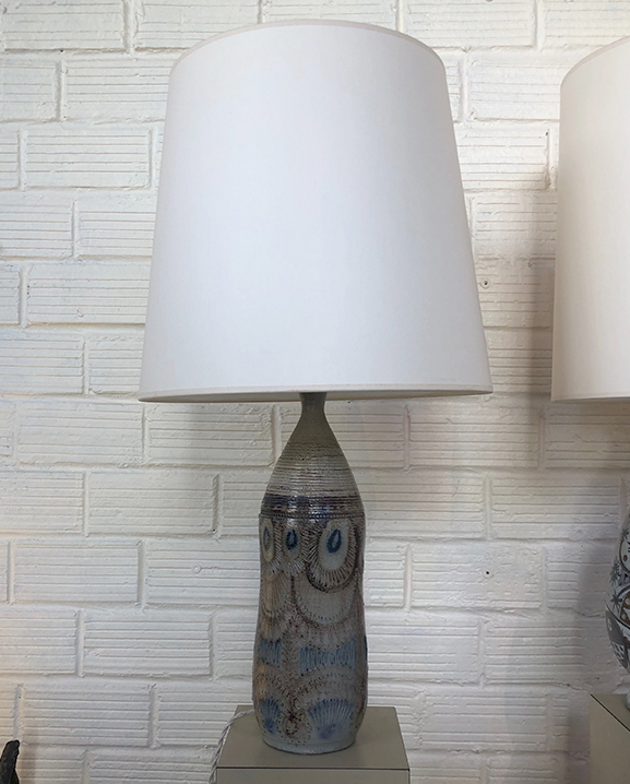 L 825 – Lampe  Keraluc   Haut : 81 cm /  35,6 in