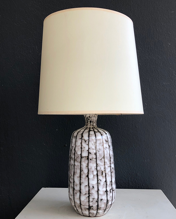 L 847 – Lampe  en céramique     Haut : 47 cm